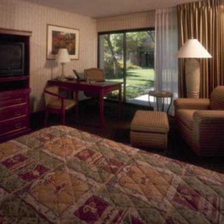 Holiday Inn Midtown Phoenix Exteriör bild